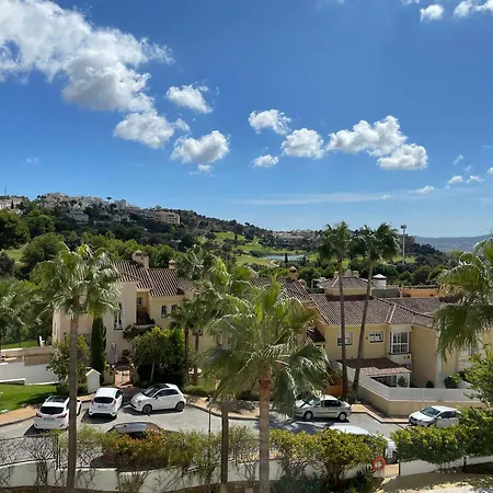 Estupendo Atico En Alhaurin Golf Málaga